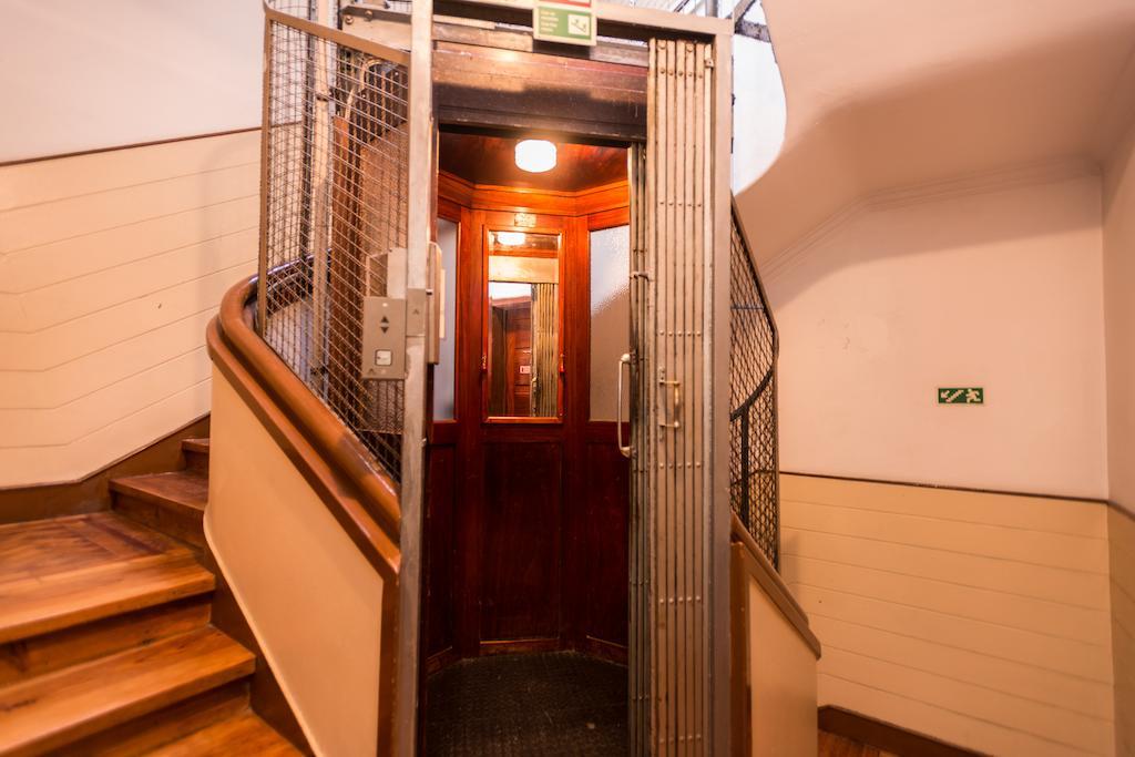 Apartamentos Lux Dinastia Lisboa المظهر الخارجي الصورة